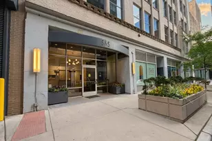 565 W Quincy St, Chicago, IL 60661 - Photo 2