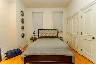166 W Grand Ave, Chicago, IL 60654 - Photo 10