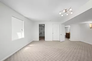 6065 Irene Dr, Hoffman Estates, IL 60192 - Photo 32