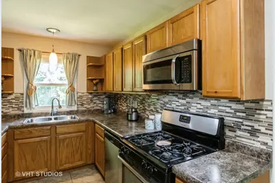 113 Pheasant Trail, Lake in the Hills, IL 60156 - Photo 6