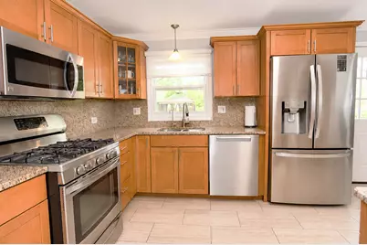 554 Patton Drive, Buffalo Grove, IL 60089 - Photo 16