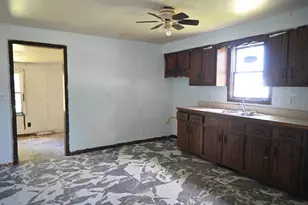 1346 N Division St, Morris, IL 60450 - Photo 16