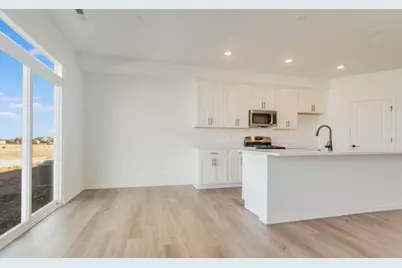15455 W Amelia Circle, Lockport, IL 60441 - Photo 6