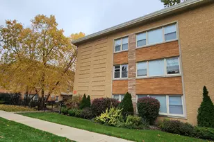 1955 Euclid Ave, Berwyn, IL 60402 - Photo 1
