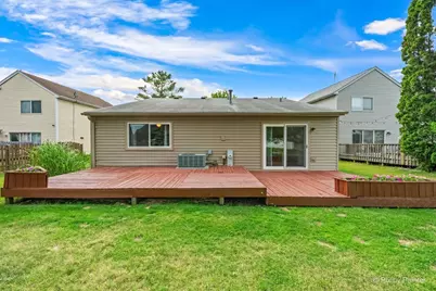 765 Thorndale Drive, Elgin, IL 60120 - Photo 20