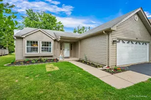 765 Thorndale Dr, Elgin, IL 60120 - Photo 2