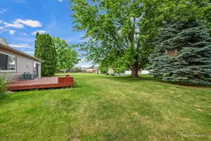 765 Thorndale Dr, Elgin, IL 60120 - Photo 18