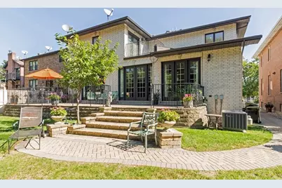 7902 Central Avenue, Morton Grove, IL 60053 - Photo 2