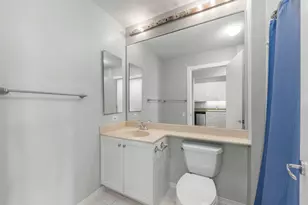 400 N LaSalle St, Chicago, IL 60654 - Photo 10