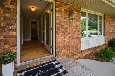 104 S Williamsburg Drive, Bloomington, IL 61704 - Photo 56