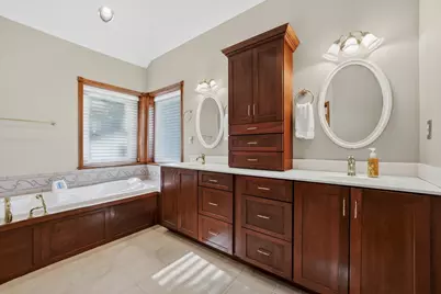 23401 Lucas Road, Dekalb, IL 60115 - Photo 38