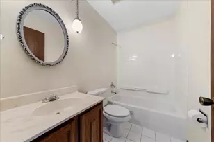 715 Newport N, Roselle, IL 60172 - Photo 12