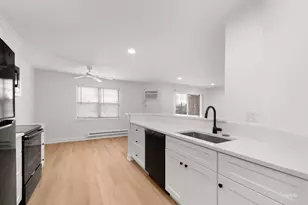 226 S Rush St, Itasca, IL 60143 - Photo 2