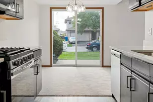 12527 S Central Park Ave, Alsip, IL 60803 - Photo 12
