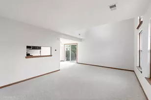 12527 S Central Park Ave, Alsip, IL 60803 - Photo 6