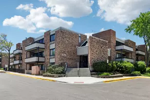 1806 Hemlock Pl, Schaumburg, IL 60173 - Photo 1