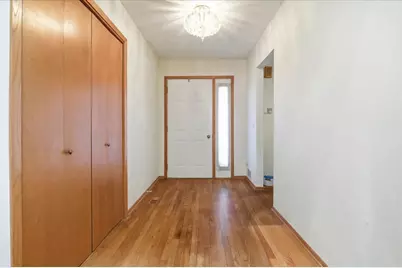 10351 W Prairie Lane, Beach Park, IL 60087 - Photo 2