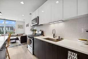713 N Milwaukee Ave, Chicago, IL 60642 - Photo 4