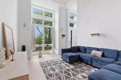 6227 D S Ellis Avenue, Chicago, IL 60637 - Photo 2