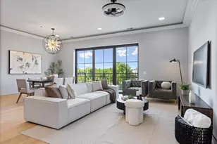 2024 W Irving Park Rd, Chicago, IL 60618 - Photo 8