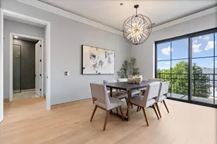 2024 W Irving Park Rd, Chicago, IL 60618 - Photo 12