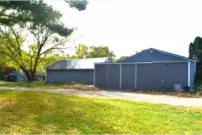 2912 Woodlawn Road, Sterling, IL 61081 - Photo 14