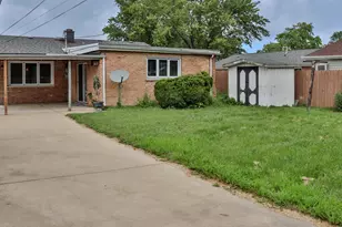 7119 Stanford Dr, Bridgeview, IL 60455 - Photo 8