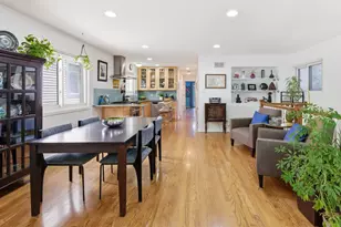 1429 W Huron St, Chicago, IL 60642 - Photo 4
