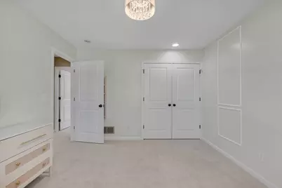 5922 Valley Drive, Bettendorf, IA 52722 - Photo 36
