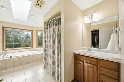 5121 Tall Oaks Drive, Ringwood, IL 60072 - Photo 20