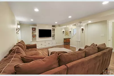 1090 Winding Glen Court, Carol Stream, IL 60188 - Photo 30