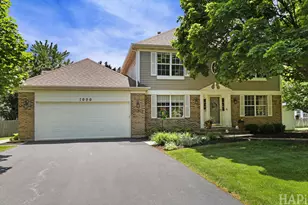 1090 Winding Glen Ct, Carol Stream, IL 60188 - Photo 1