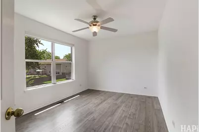1090 Winding Glen Court, Carol Stream, IL 60188 - Photo 20