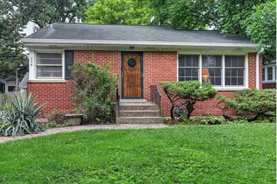 326 N Kensington Avenue, La Grange Park, IL 60526 - Photo 1