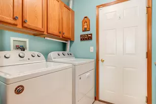429 Merlot Ct, Oswego, IL 60543 - Photo 14