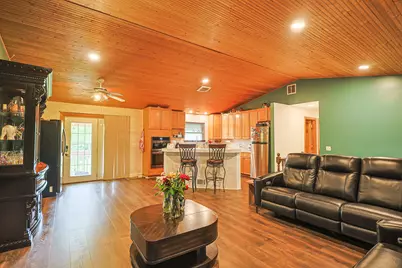 9012 Swanson Road, Lake in the Hills, IL 60156 - Photo 26