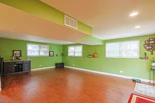 9012 Swanson Rd, Lake in the Hills, IL 60156 - Photo 34