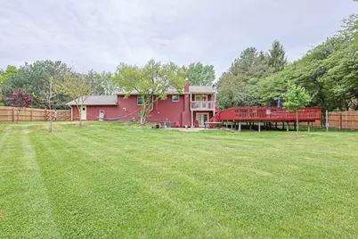 9012 Swanson Road, Lake in the Hills, IL 60156 - Photo 20