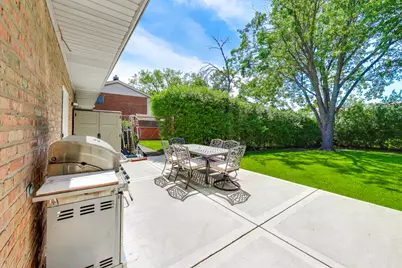 9448 N Oak Avenue, Des Plaines, IL 60016 - Photo 38