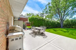 9448 N Oak Ave, Des Plaines, IL 60016 - Photo 38