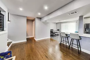 9448 N Oak Ave, Des Plaines, IL 60016 - Photo 14