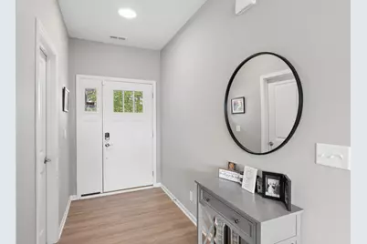1044 Moraine Drive, South Elgin, IL 60177 - Photo 2