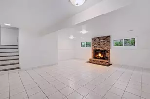 229 S Milton Ave, Glen Ellyn, IL 60137 - Photo 10
