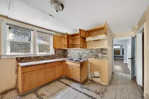 6603 S Oakley Ave, Chicago, IL 60636 - Photo 6
