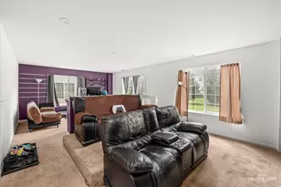 926 Saddle Ridge Dr, Joliet, IL 60432 - Photo 12
