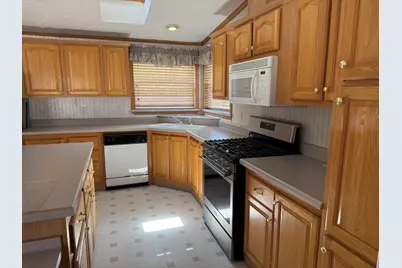 923 Apple Lane, Manteno, IL 60950 - Photo 16