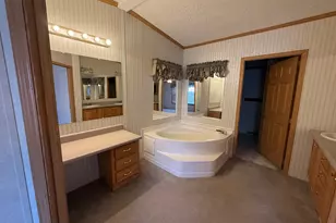 923 Apple Ln, Manteno, IL 60950 - Photo 8