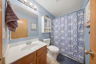 911 Millard Ct, Joliet, IL 60431 - Photo 12