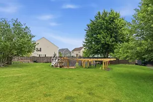 911 Millard Ct, Joliet, IL 60431 - Photo 20