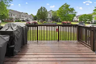 100 Village Creek Dr, Lake in the Hills, IL 60156 - Photo 36